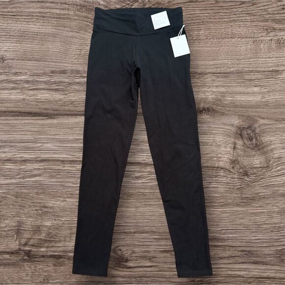 LC Lauren Conrad Black Leggings Size Medium Cozy & Chic NWT - Picture 1 of 7